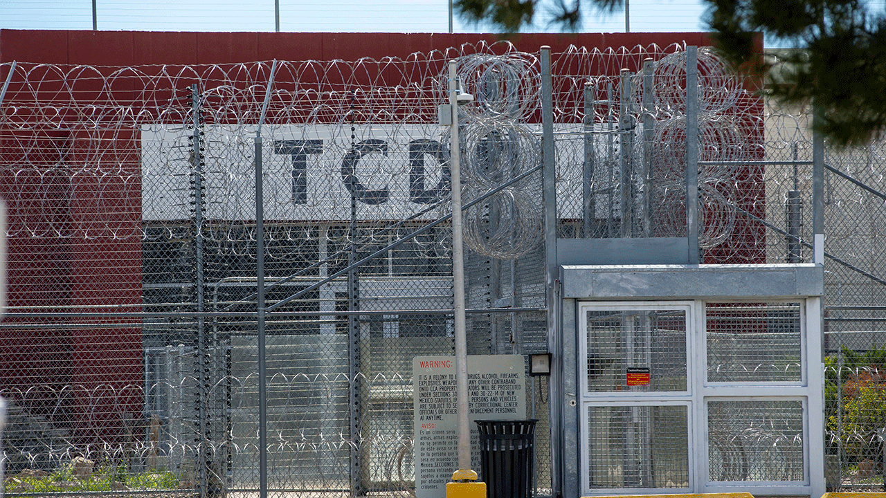 US immigration authorities sued after allegedly neglecting New Mexico detention center conditions