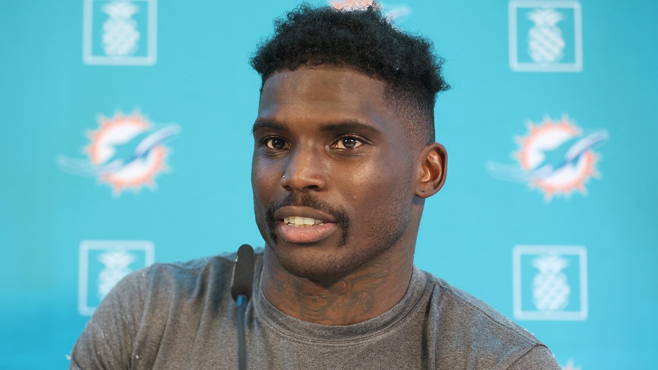 Dolphins’ Tyreek Hill has grim outlook for future after watching ...