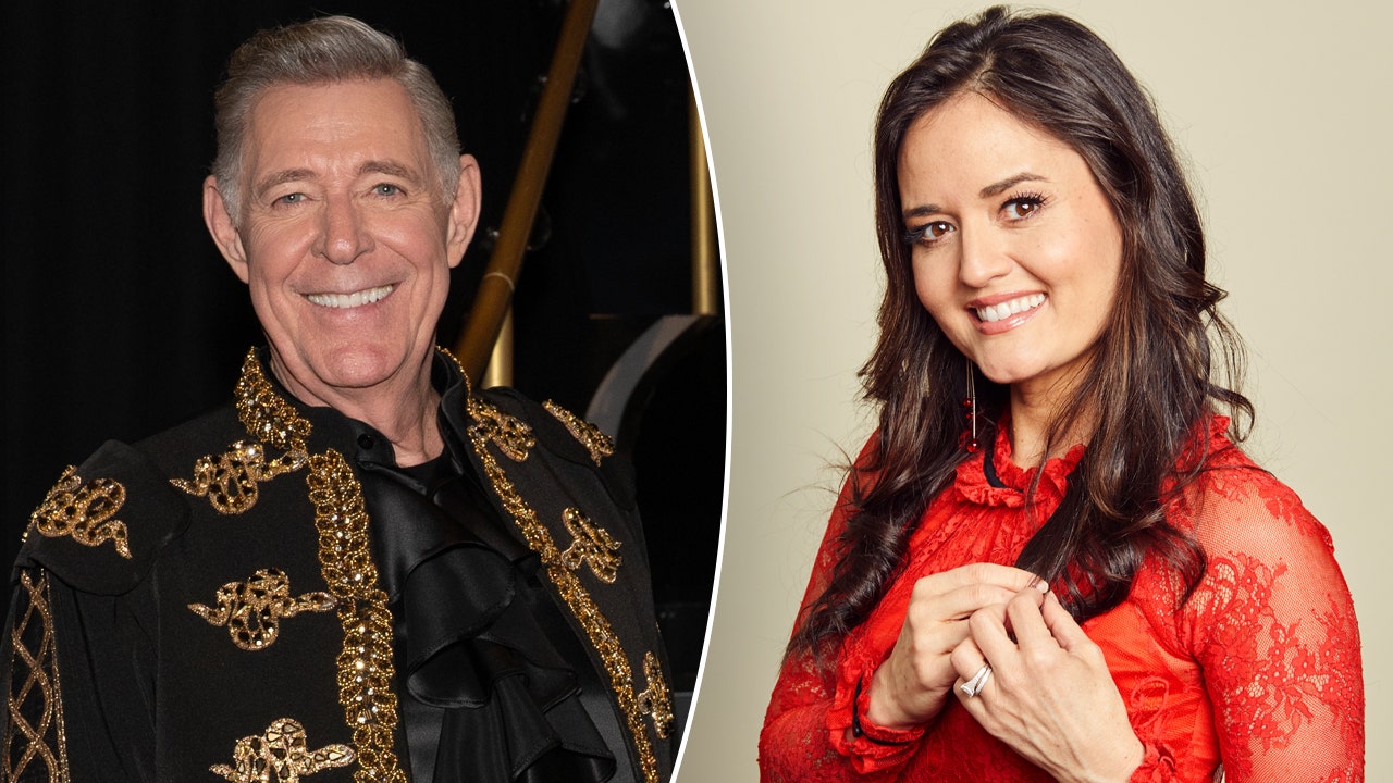 Barry Williams, Danica McKellar share their plans for Thanksgiving: 'I need a minute to reset'