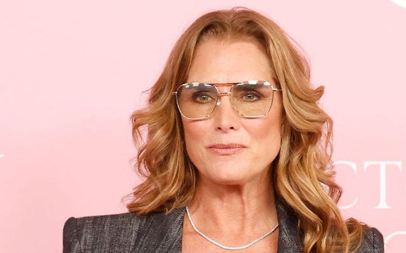 Brooke Shields says drinking excess water led to her seizure: So how much is too much?