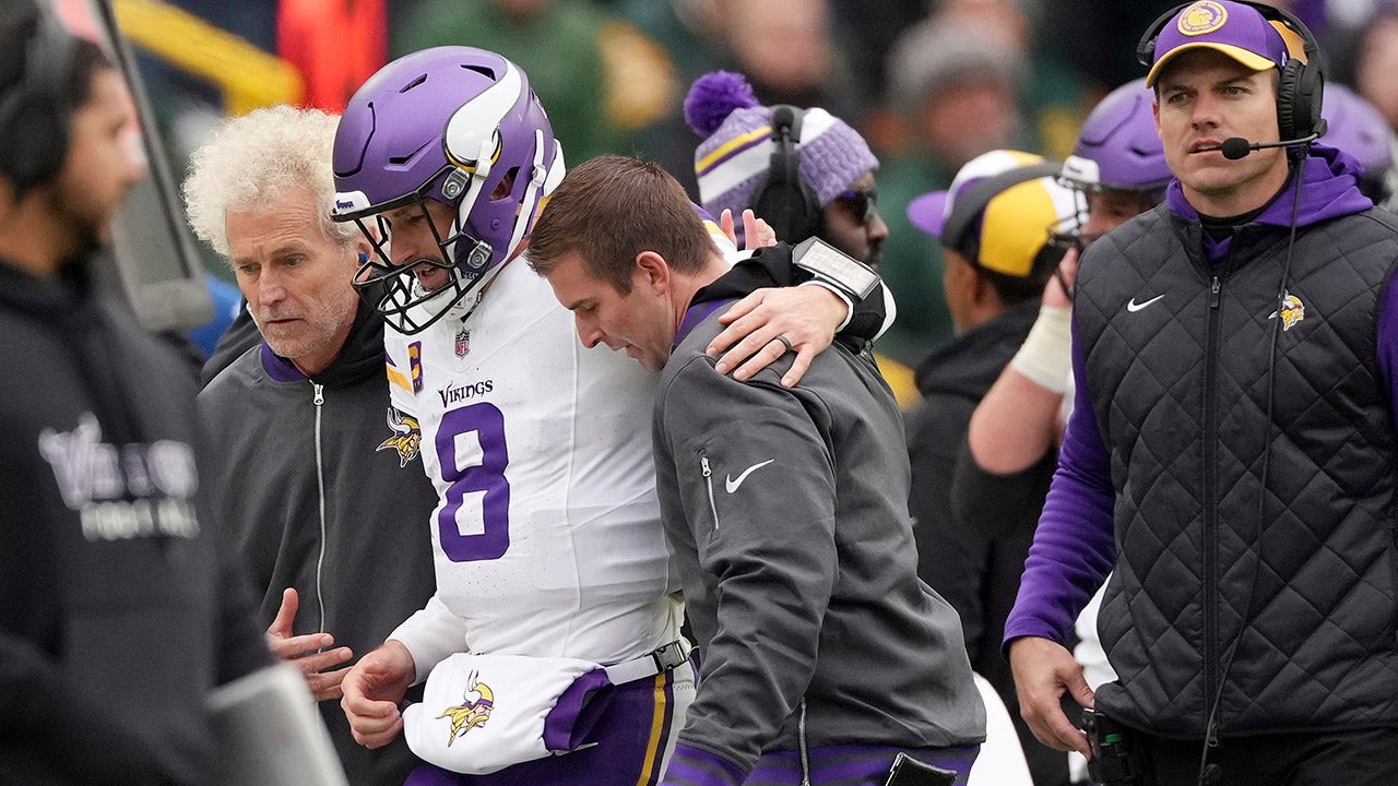 You are currently viewing Vikings’ Kirk Cousins admits being ‘in denial’ in moments following gruesome Achilles tear