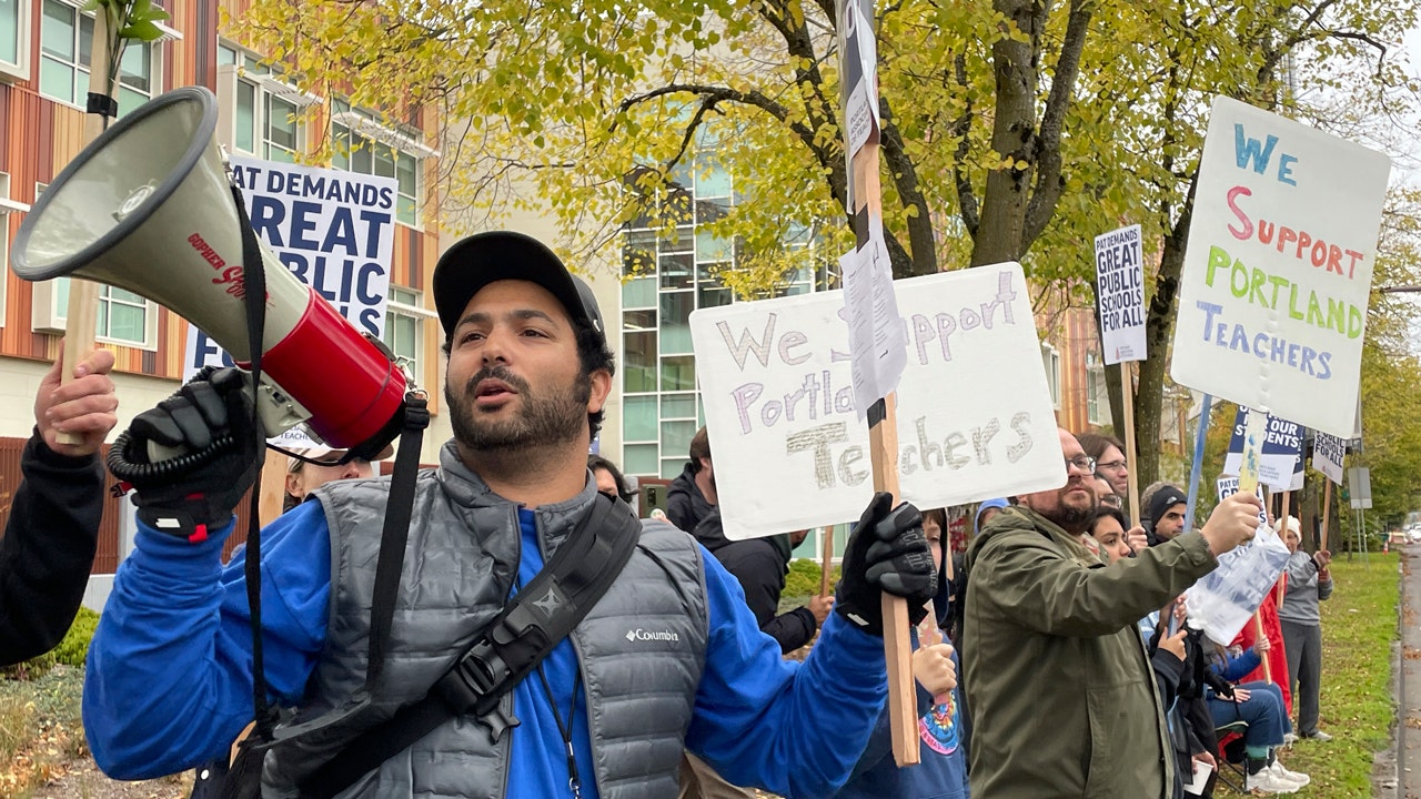 Portland teacher strike cancels school for some 45,000 students