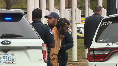 Police arrest man armed with AR-15 near Capitol