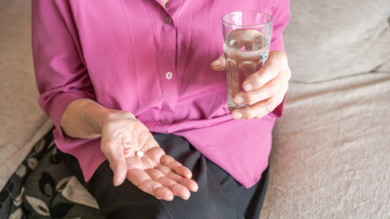 This week's health newsletter includes stories on the benefits of magnesium supplements, psychedelics as a mental health treatment and more. (iStock)