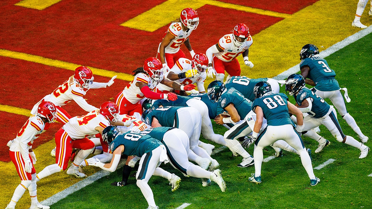 Nfl Denies ‘tush Push Ban Rumors As Eagles Continue To Dominate ‘this Play Has Evolved Fox News