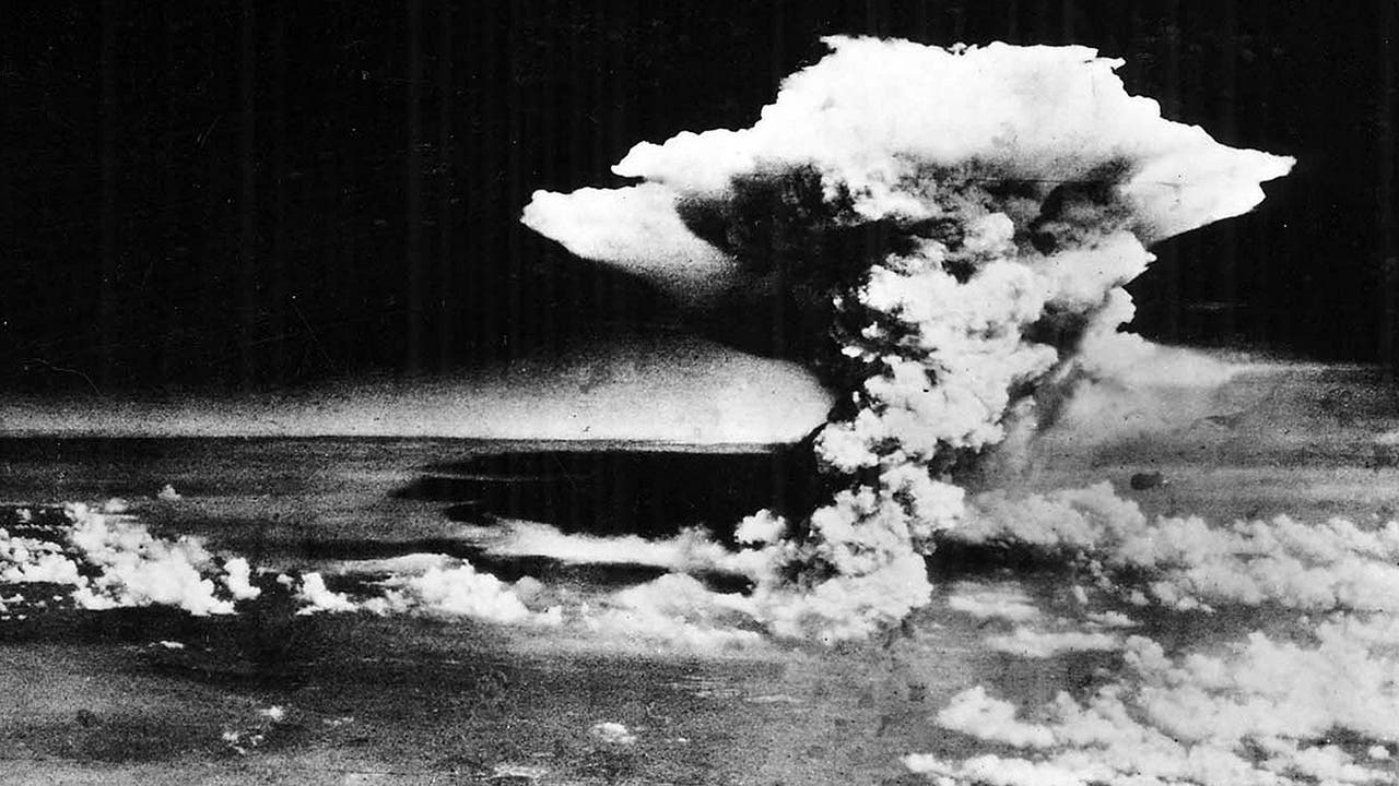 Watch melted in Hiroshima blast sells for over $30K at auction | Fox News