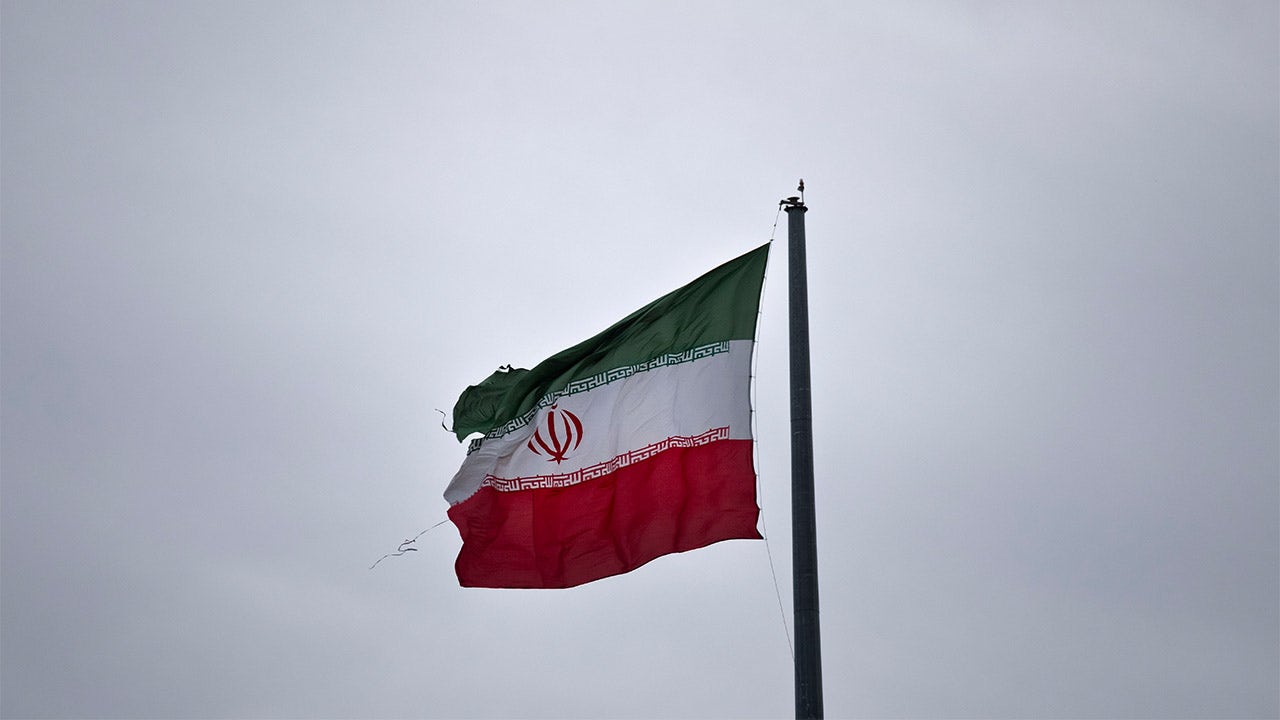 Gunman shoots dead 2 Supreme Court judges in Iran's capital before turning gun on himself, state media says