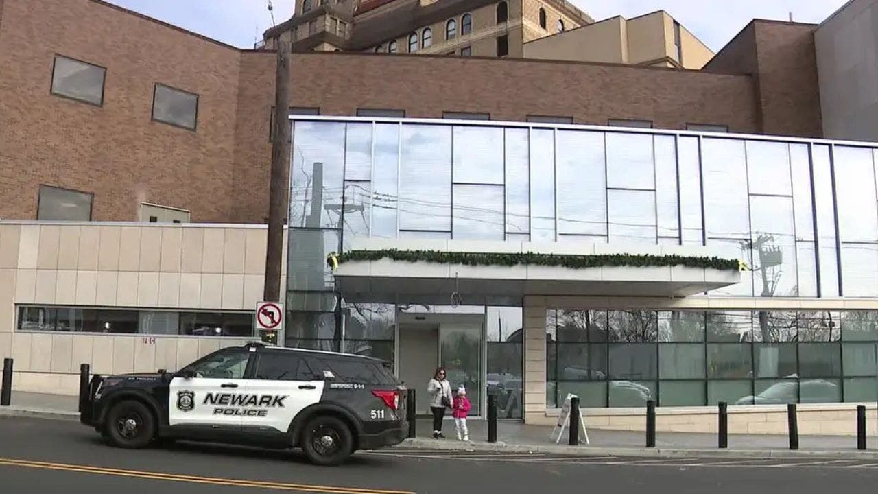 Three staff stabbed at New Jersey hospital following fight between visitors