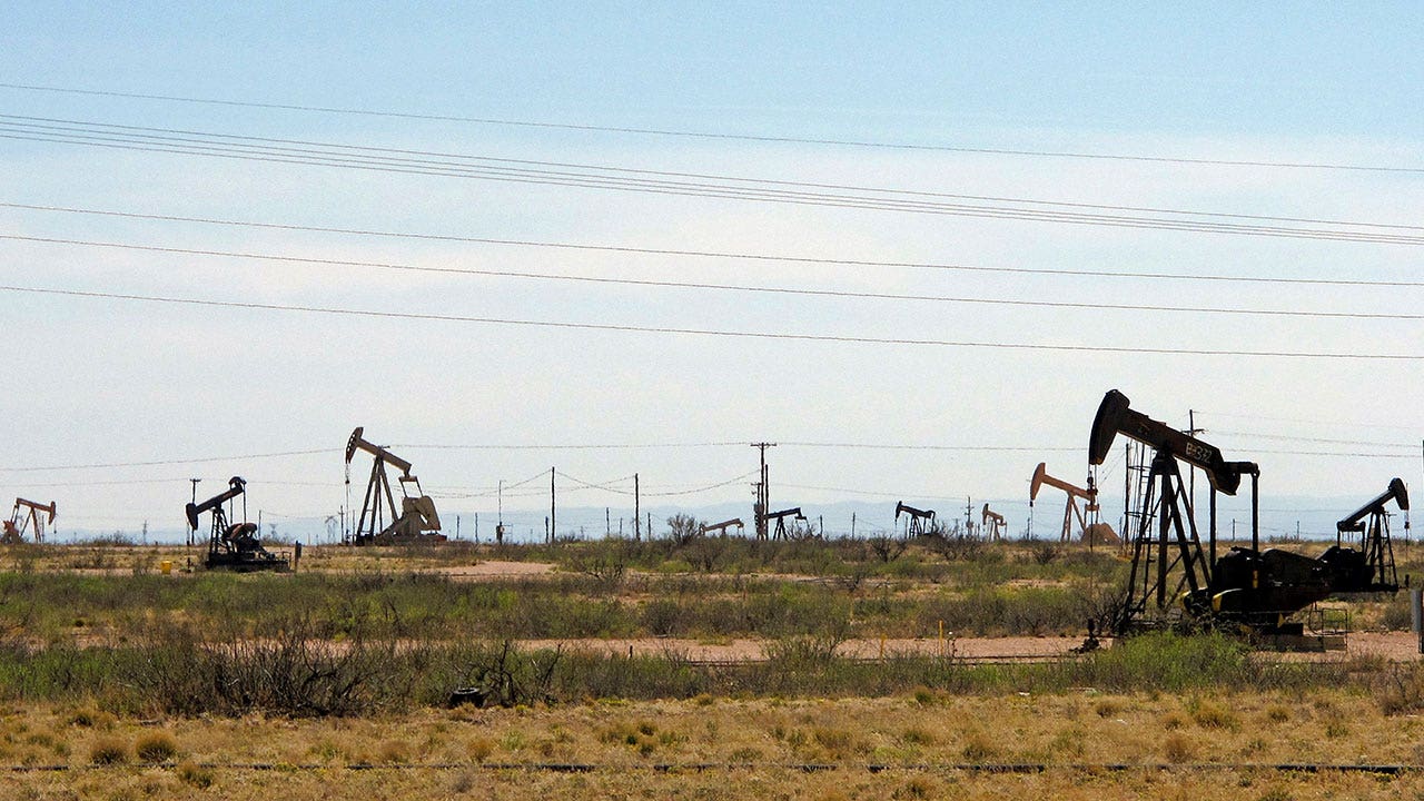 New Mexico officials propose regulations for reuse of fracking wastewater
