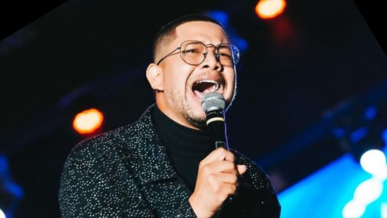 Brazilian gospel singer Pedro Henrique, 30, dies on stage during massive heart attack