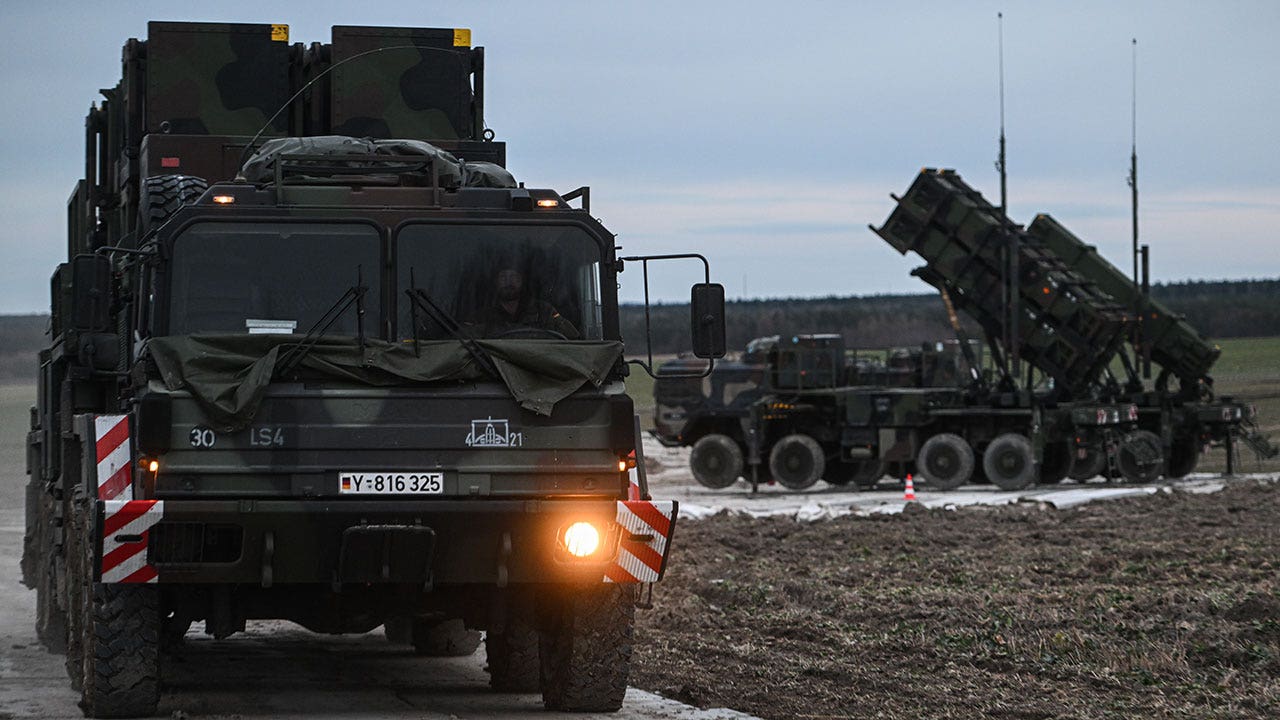 Relatório: Míssil russo pode ter passado pelo espaço aéreo polonês antes de atingir a Ucrânia