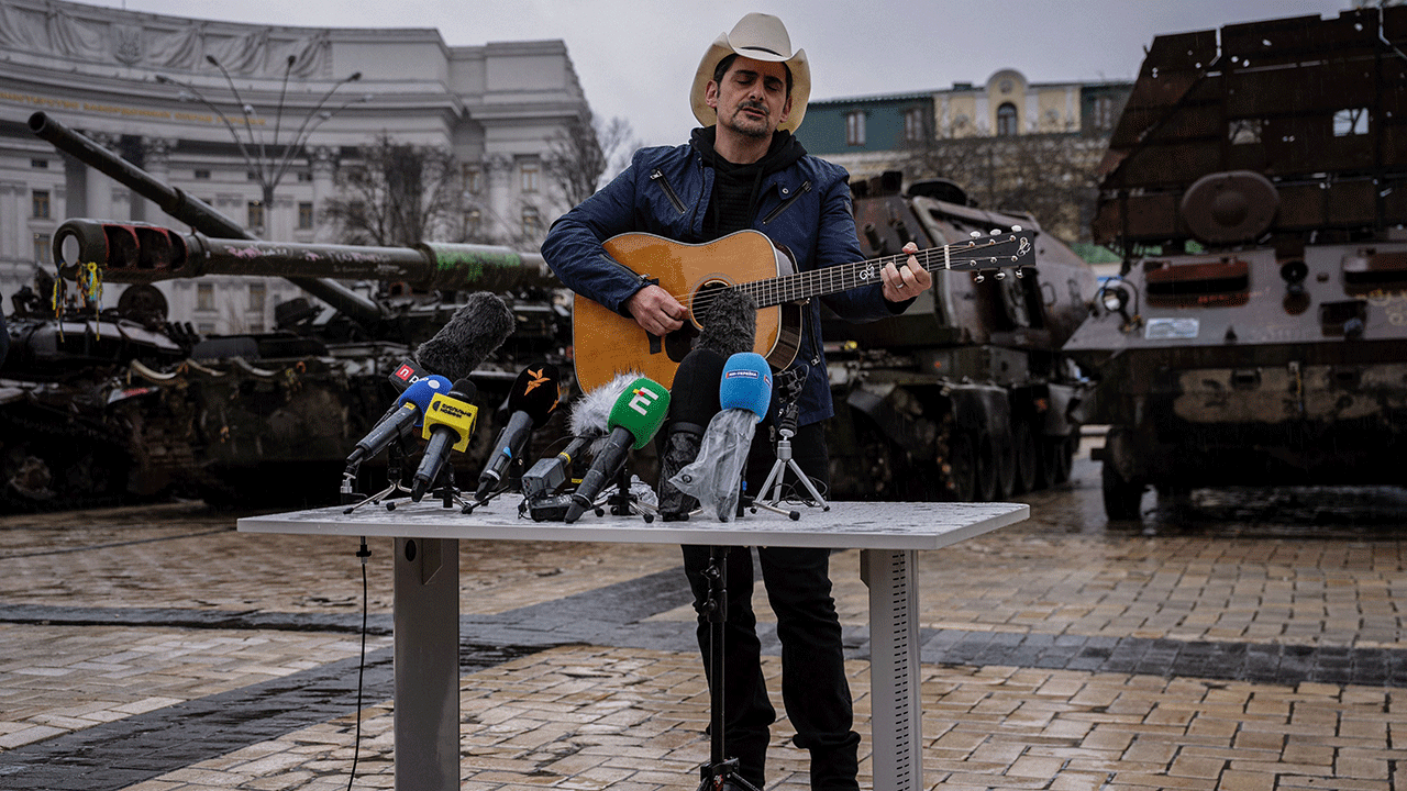 Brad Paisley performing in Ukraine