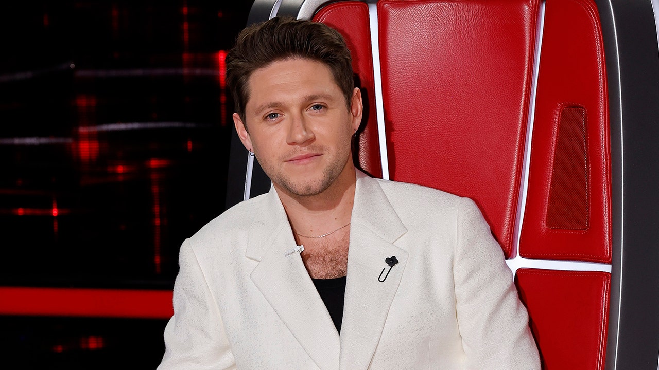 ‘The Voice’ coach Niall Horan jokes he nabbed the ‘country crowd’ | Fox ...