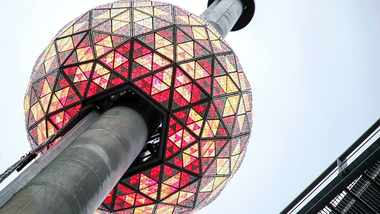 New York New Years 2025 Ball Drop - Codie Karita