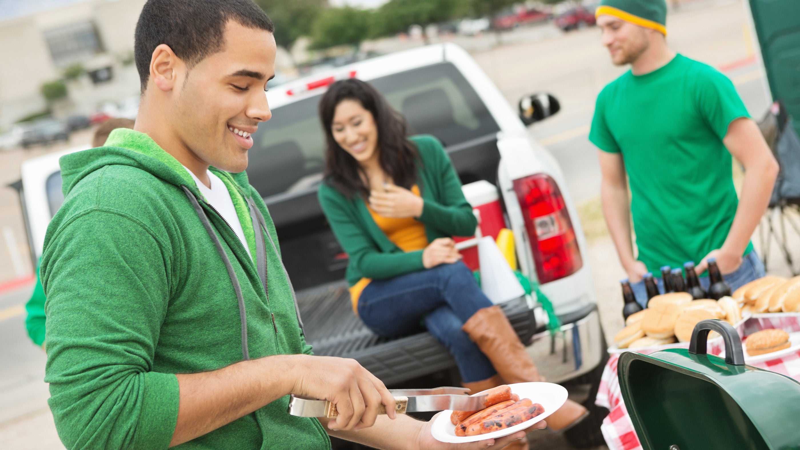 10 tailgating items for your Super Bowl Sunday