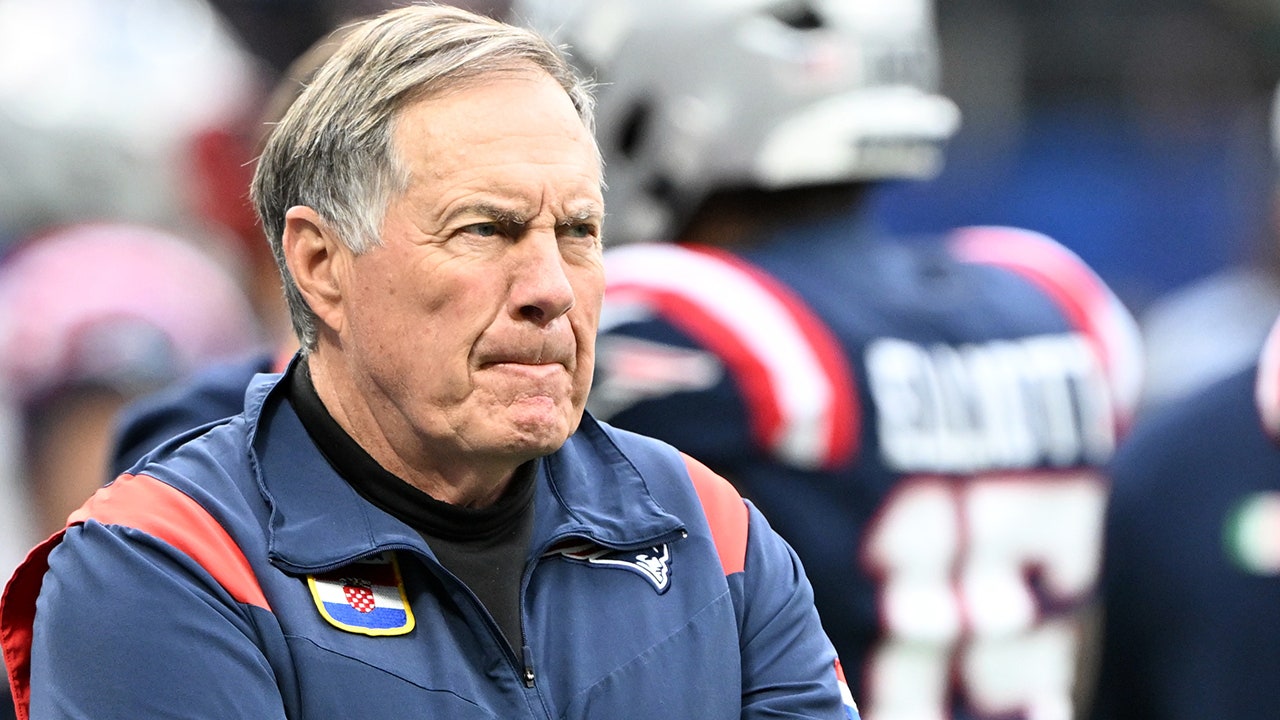 Read more about the article Ex-Patriots coach Bill Belichick lands new gig with ‘ManningCast’
