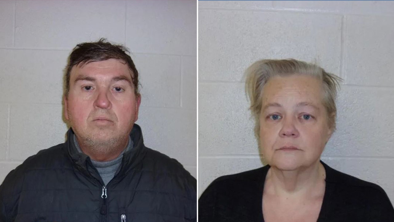News :Oklahoma man claiming to be pastor and wife accused of locking children in bathroom, beating them with board