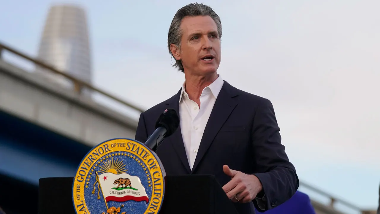 Gov. Gavin Newsom faces reckoning with B budget deficit lawmakers say he helped create