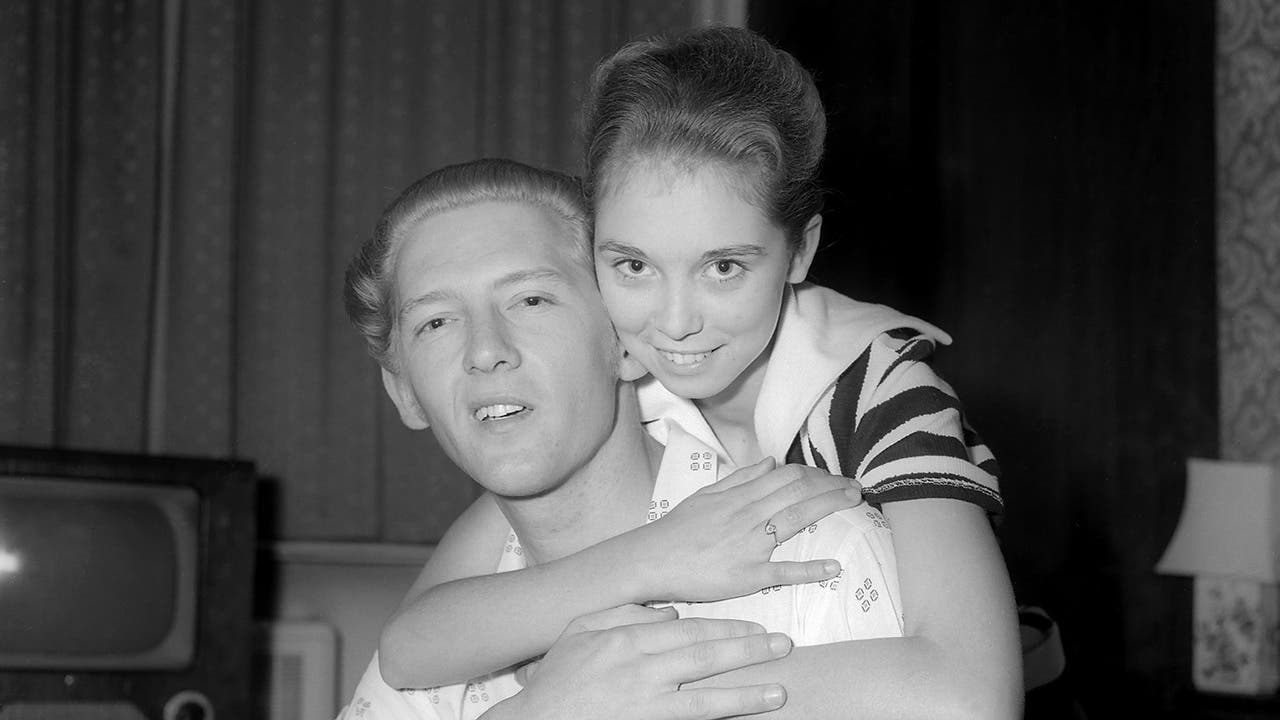 Jerry Lee Lewis' former teen bride looks back at controversial marriage: 'Things went to hell quickly'