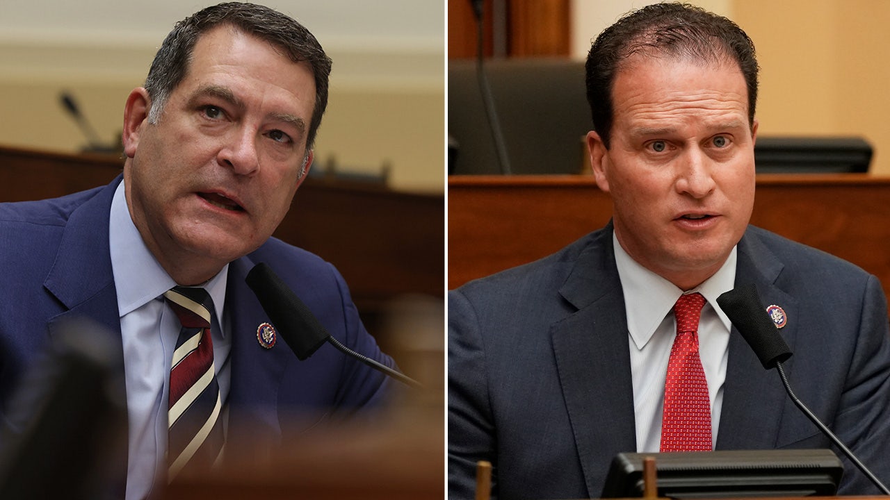 Republicans demand FBI, DHS update Congress on ongoing TikTok investigation