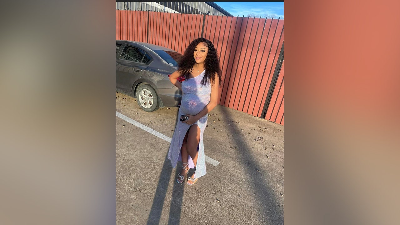 Texas teenager shot, killed just 3 weeks after giving birth; police search for suspect