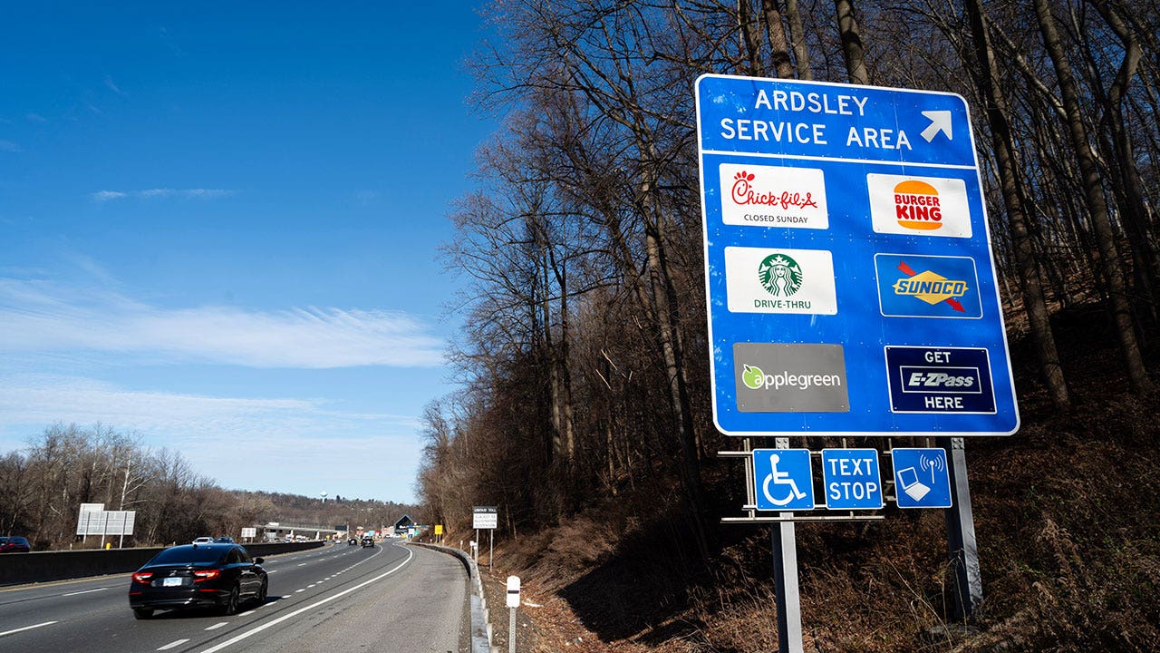 New York state troopers fatally shoot suspect on major highway