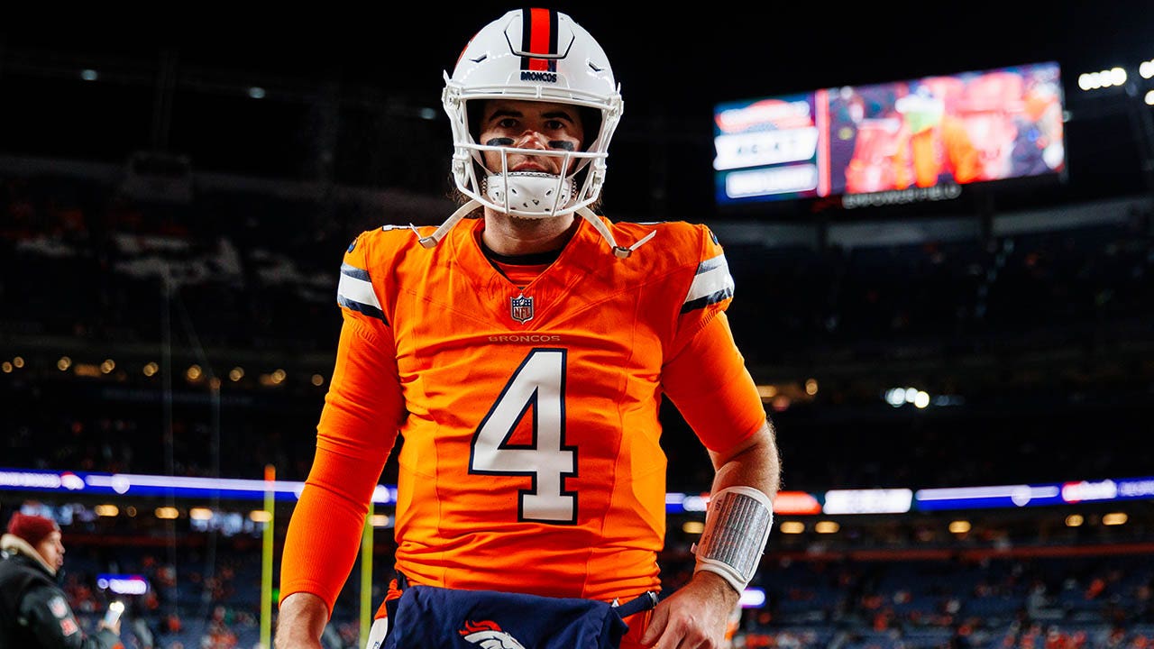 Jarrett Stidham’s wife celebrates Broncos QB’s first career win after Russell Wilson’s benching