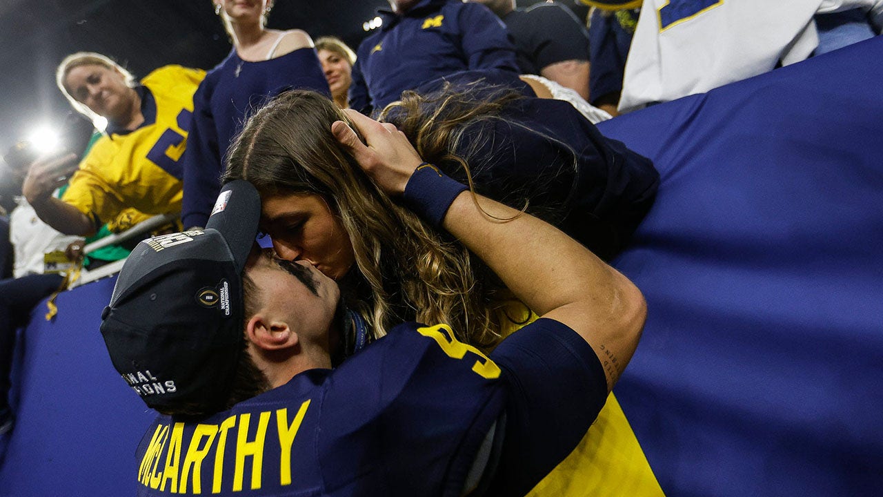 Read more about the article J.J. McCarthy’s fiancée pens farewell to Michigan ahead of NFL Draft, ‘excited’ for next chapter