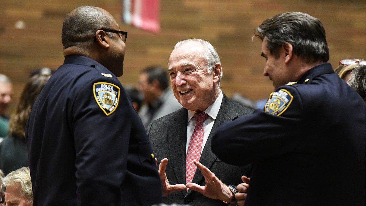 Former NYPD commissioner doubts city's crime trend will change: 'Progressive left' has 'captured' policymakers