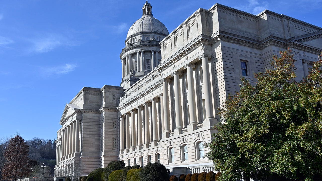Read more about the article Last minute Kentucky abortion bill would add exceptions to state ban