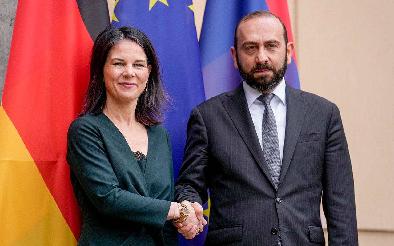 Germany hosts talks to advance peace treaty between Armenia and Azerbaijan
