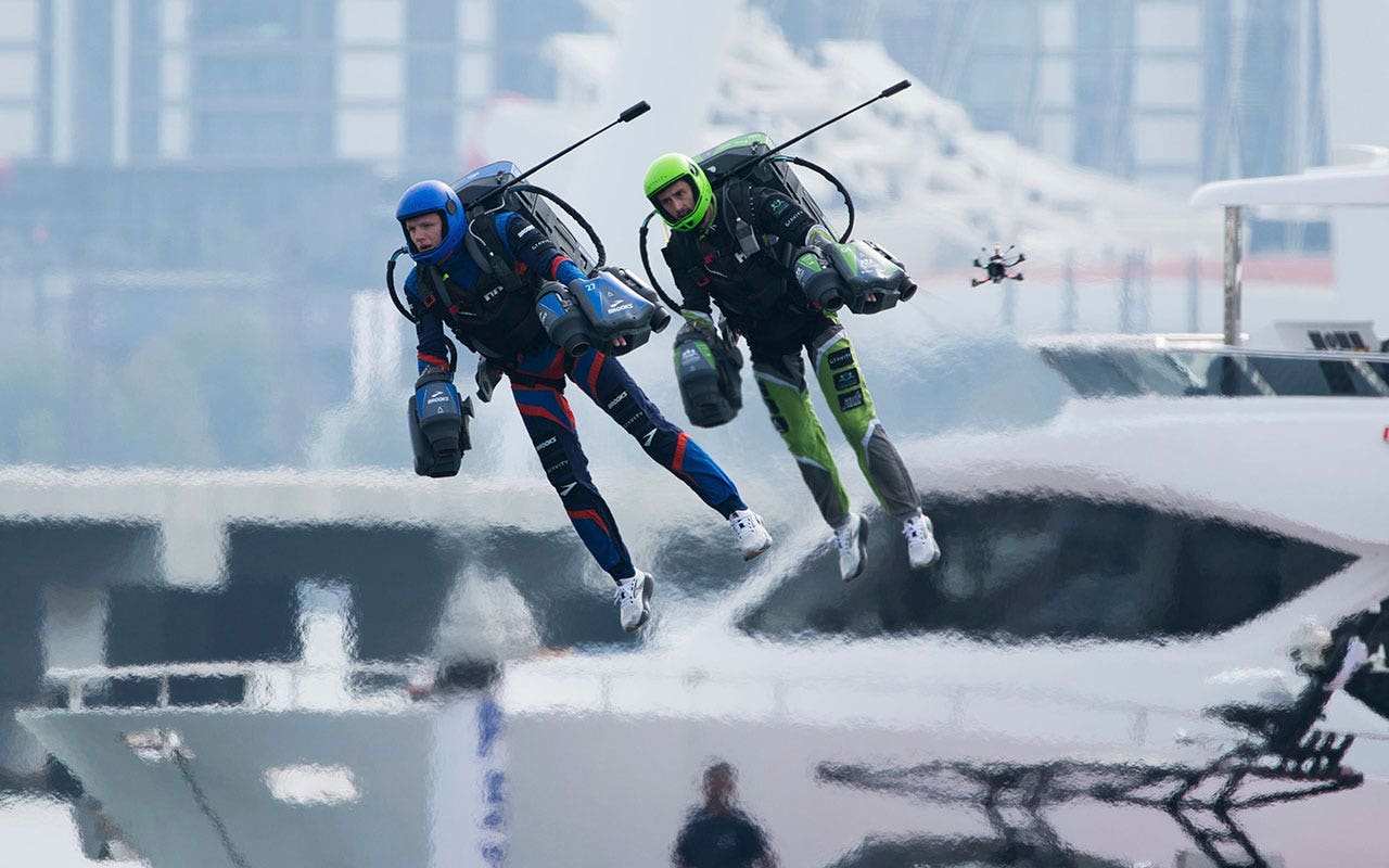 Read more about the article Dubai hosts inaugural jet suit race similar to Marvel’s Iron Man