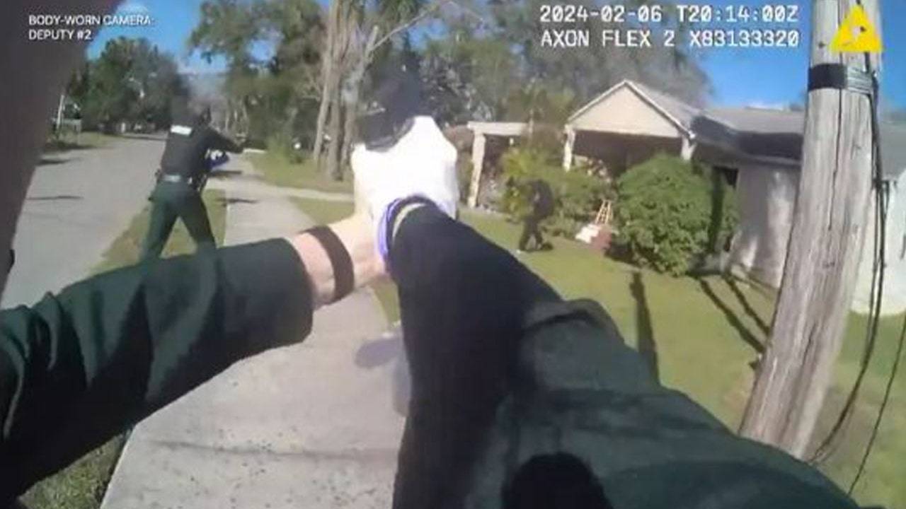 Read more about the article Florida man shot, killed by police charged at deputies with knife: bodycam footage