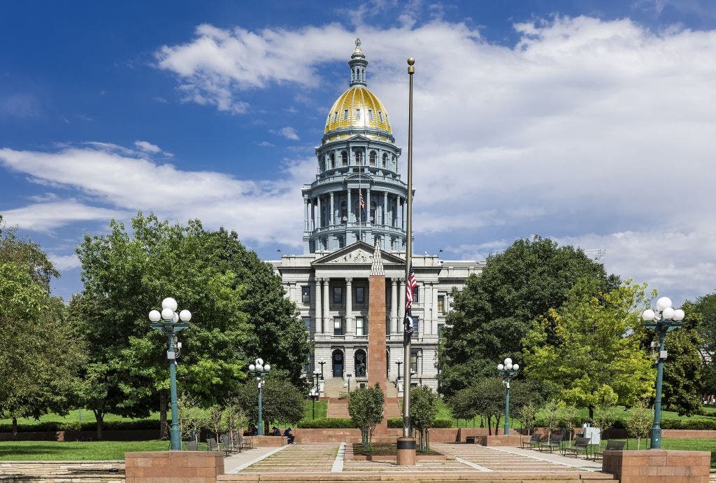 Read more about the article Colorado Democrats push to allow non-residents access to medically assisted suicide
