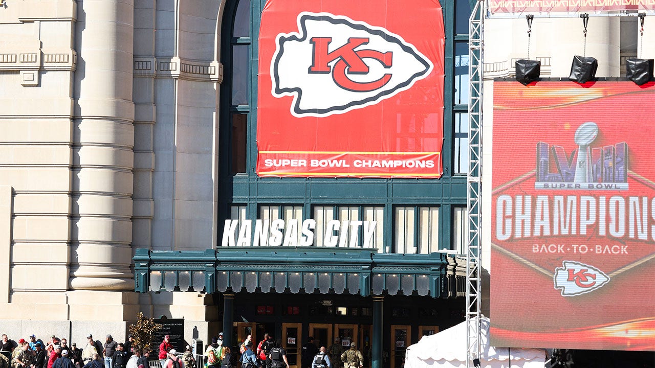 Chiefs release statement after fatal shooting near Super Bowl parade: ‘Senseless act of violence’