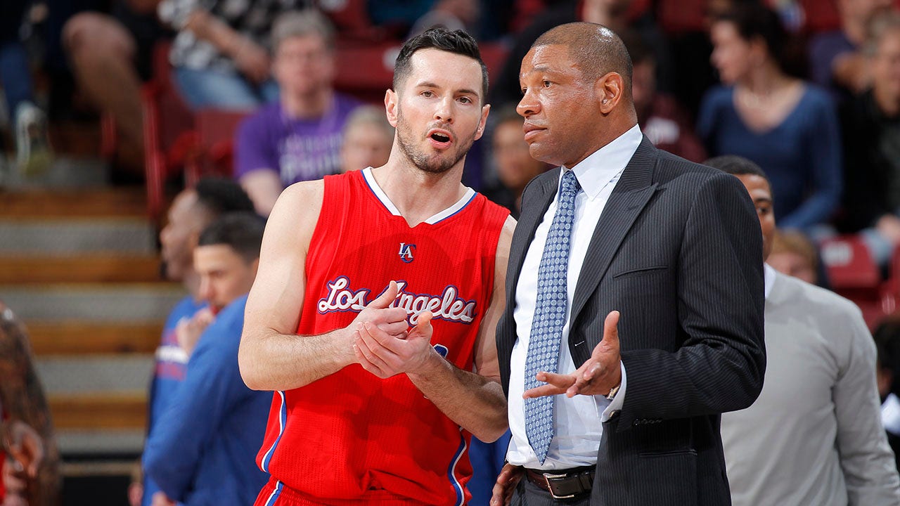 JJ Redick slams Doc Rivers amid disappointing start with Bucks: ‘There’s never accountability with that guy’