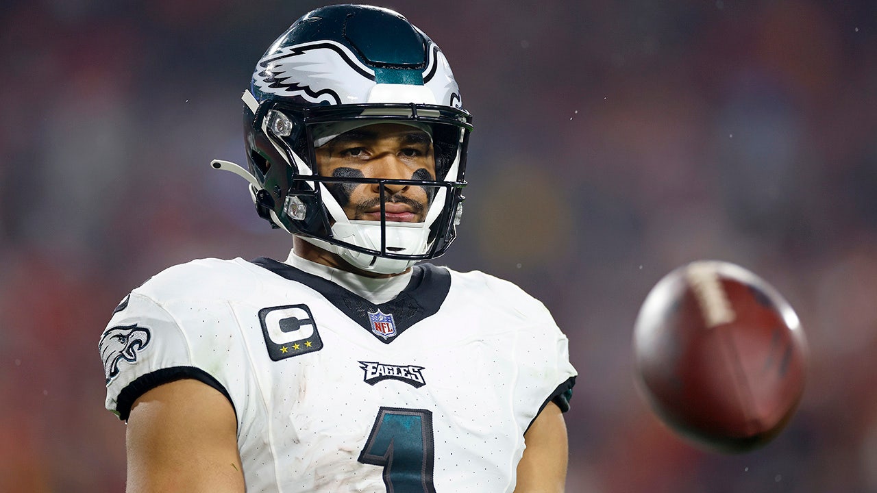 Eagles’ Jalen Hurts the ‘most overrated participant in soccer,’ ex-NFL QB says