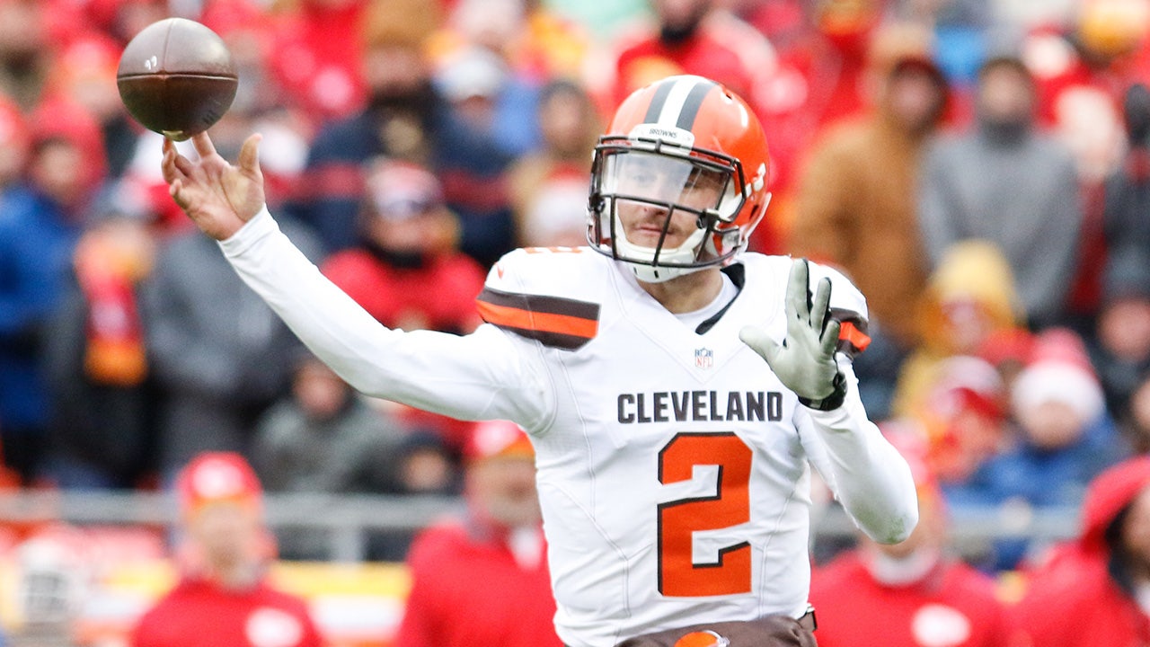 Read more about the article Johnny Manziel reveals he lost 40 pounds on ‘strict diet of blow’