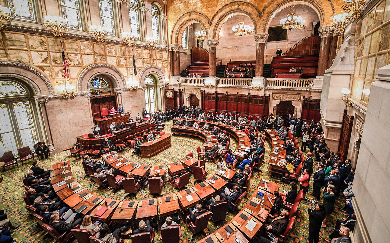 Read more about the article New York Democrats reject bipartisan congressional map, prompting redrawing