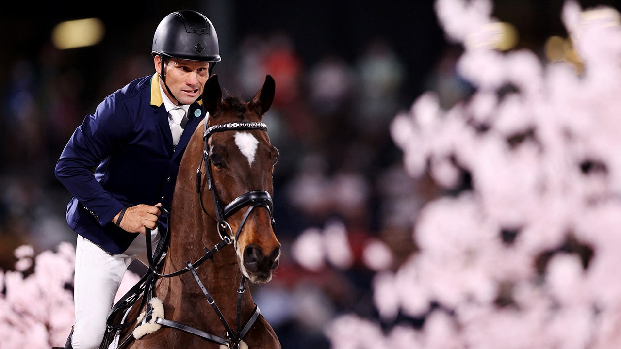 Read more about the article Olympic medalist sparks probe after wearing mankini at Australian show jumping event