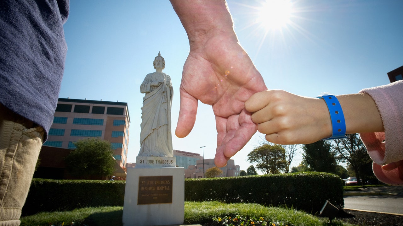 How to brighten Valentine’s Day for kids in hospitals and those deserving extra love