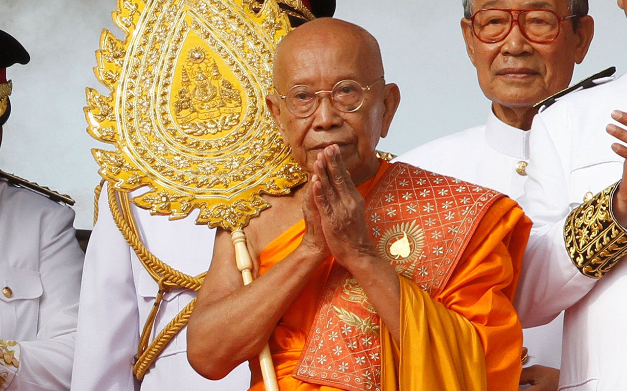 Read more about the article Leader of Cambodian Buddhist community, Tep Vong, dies at 93