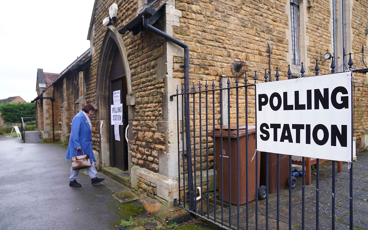 Read more about the article Voting underway in UK special elections could signal challenges for Sunak