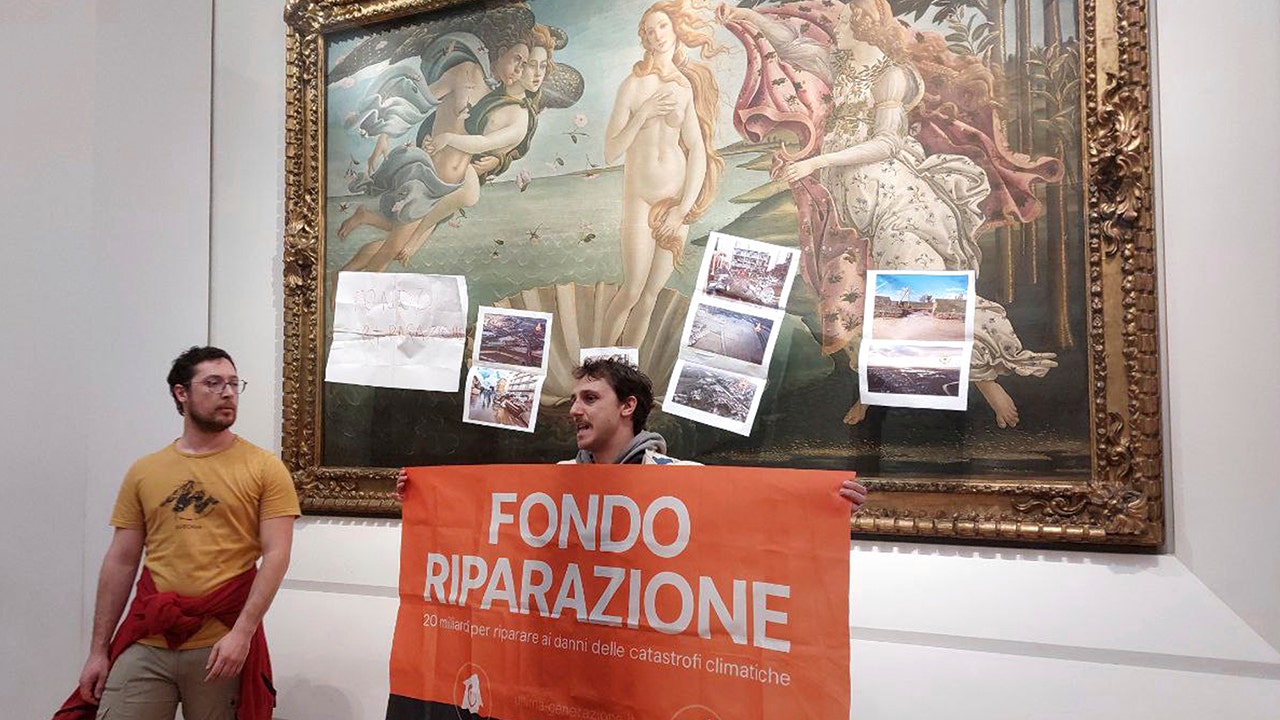 Read more about the article Climate activists in Italy cover Botticelli’s ‘Birth of Venus’ with pictures of flood damage