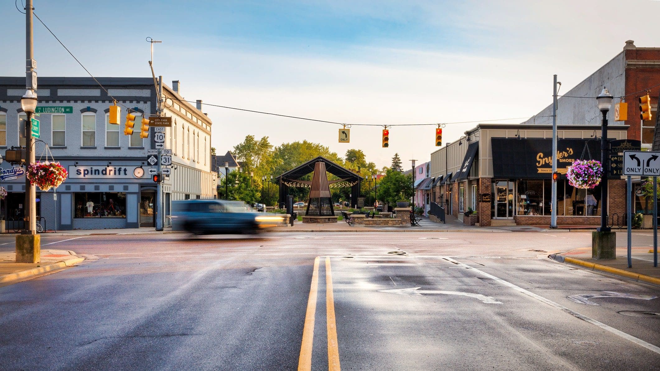 Tennessee man tried to enroll in small Michigan town high school to ...