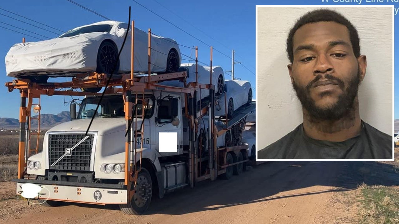 Read more about the article Arizona man just released from prison steals truck hauling Corvettes because he needed a ride home : sheriff