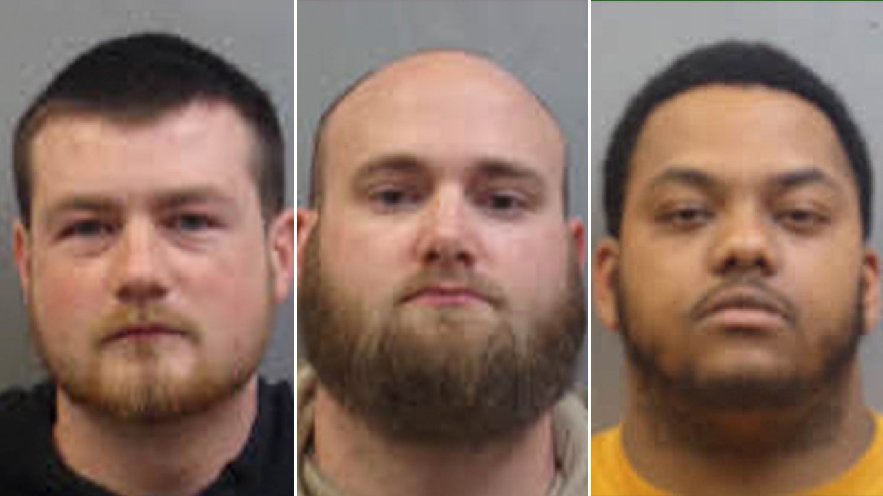 3 South Carolina deputies charged with making hoax phone calls about dead bodies