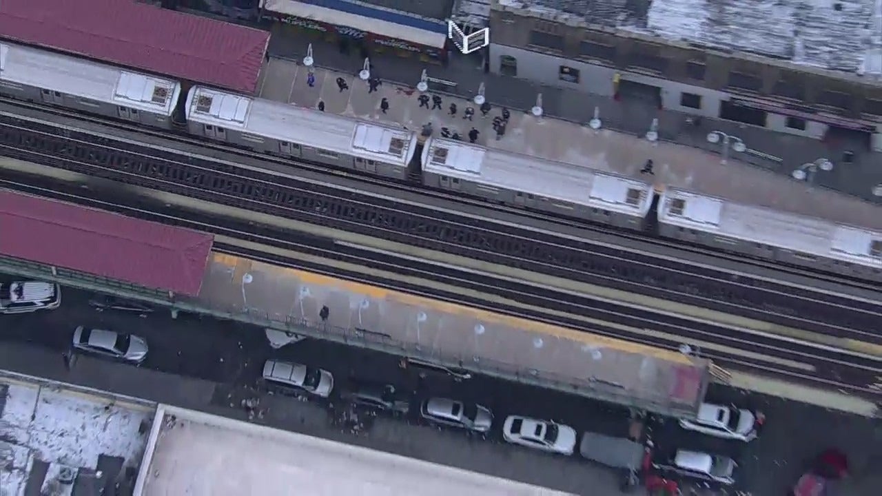 News :Shooting at Bronx subway station injures ‘multiple people’: NYPD
