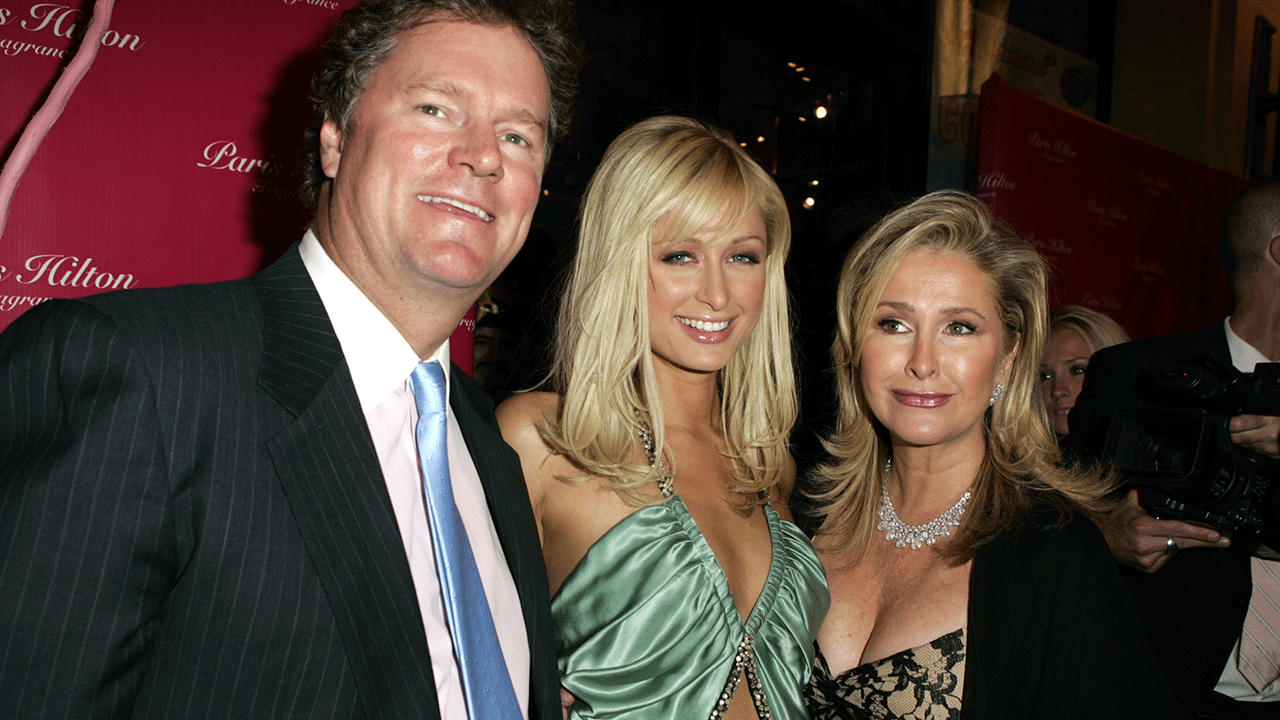 Paris Hilton with her parents
