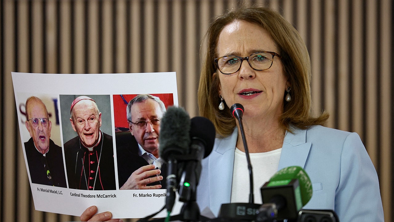 Read more about the article Former nuns push Pope Francis for formal investigation after claiming they were sexually, spiritually abused